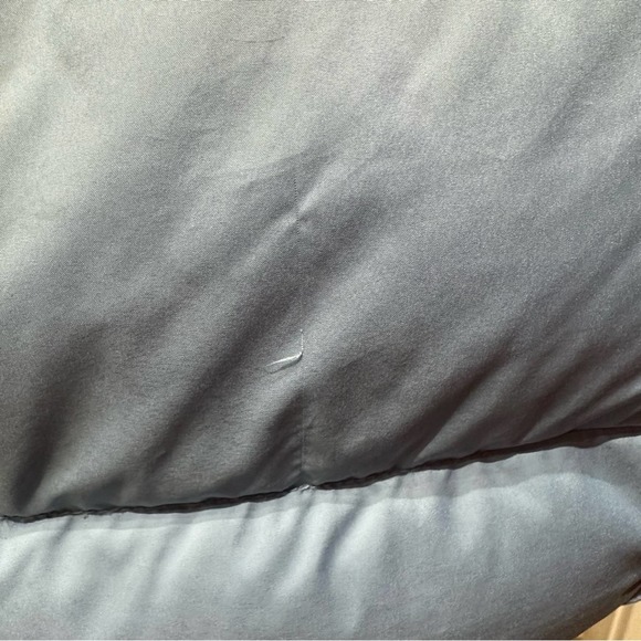 Lands End-soft blue reversible Puffer vest, sizeXL(18-20), gently used condition - Picture 6 of 6